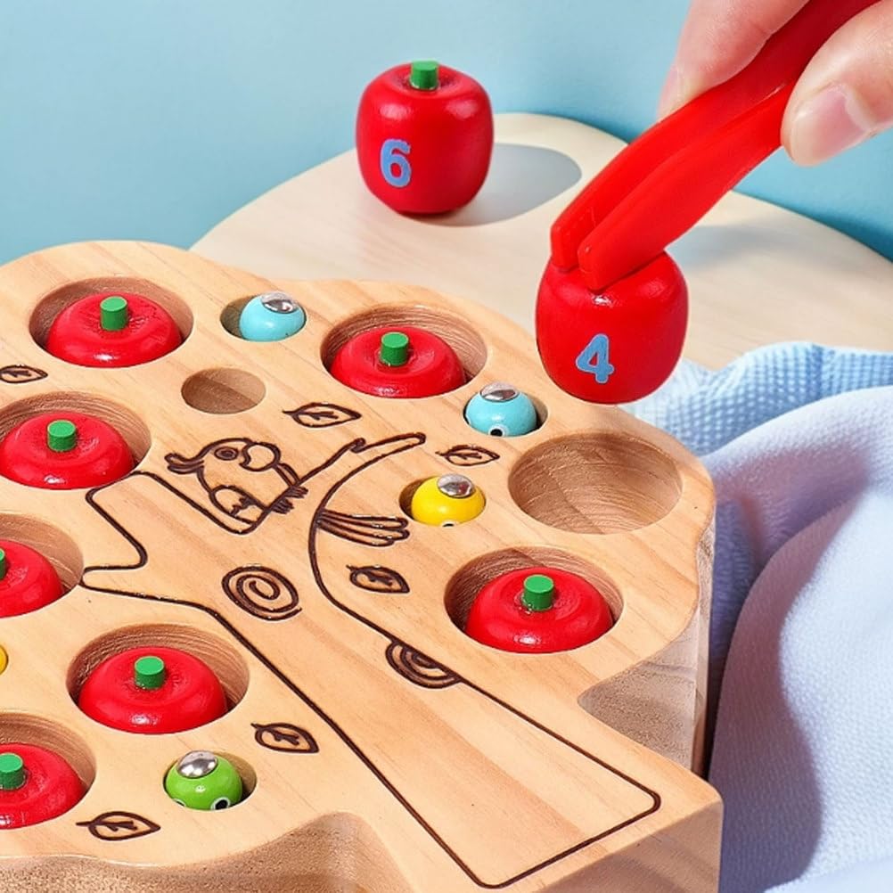 Montessori Holzmagnetspiel Apfelbaum Fängt den Wurm | Kleinkind-Feinmotorik-Trainingsspielzeug mit Zange und Magnetstab, 1-10 Zahlenzähl- und Zuordnungsspielzeug