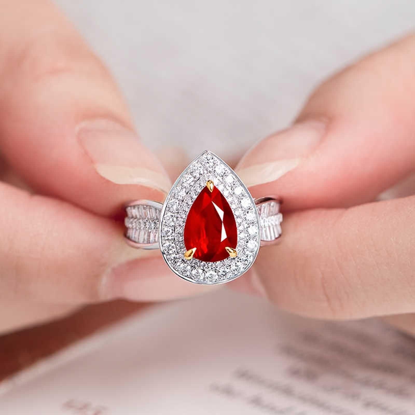 Pierścionek damski, obrączka ślubna, 3 pazury, krople wody, 2,14 ct, syntetyczny rubin, moissanit białe złoto