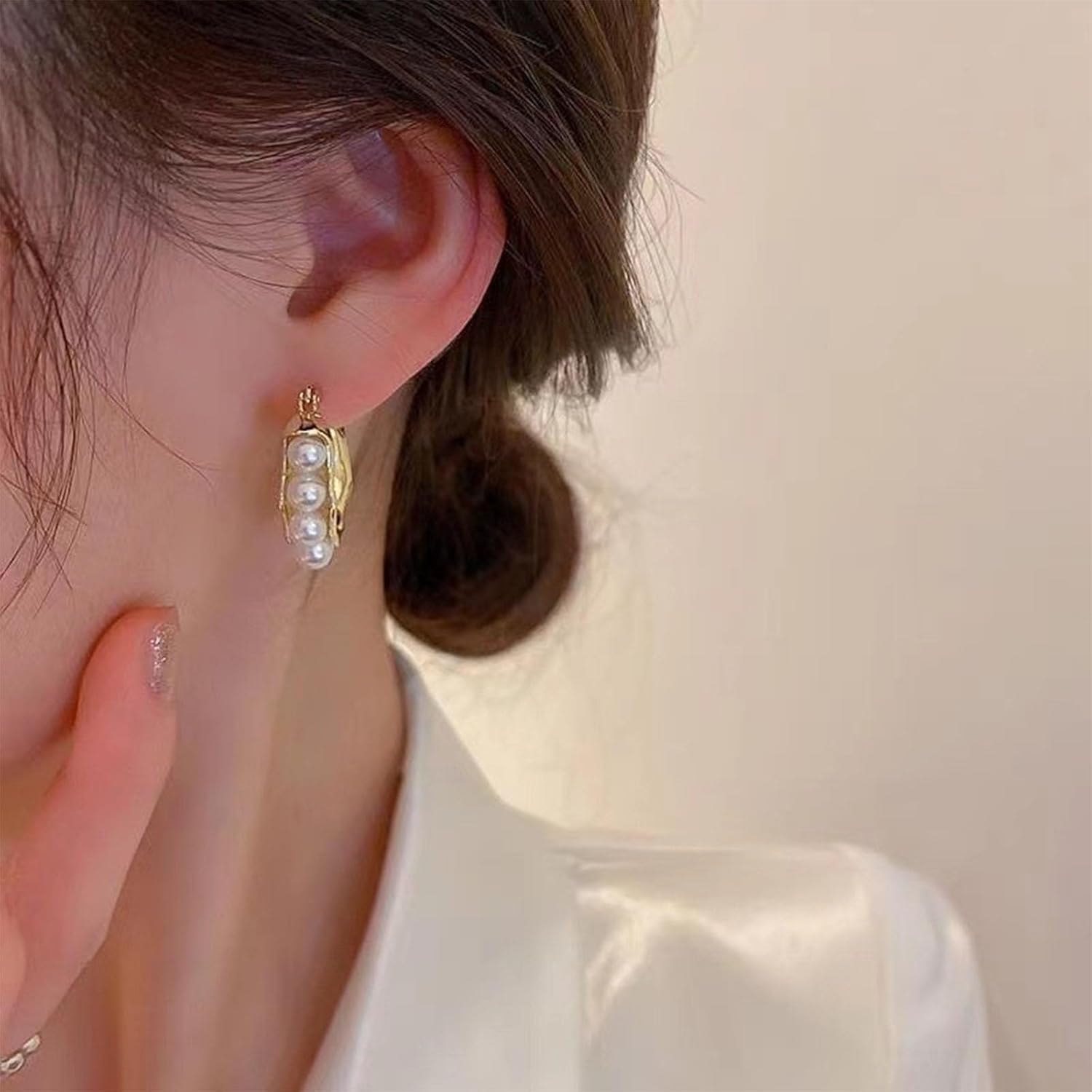 Vintage Pearl Hoop Huggie Earrings Gold Pearl Dangle Hoop Earrings Bohemia Pearl Earrings Pearl Bead Earrings Jewelry for Women - Image 6