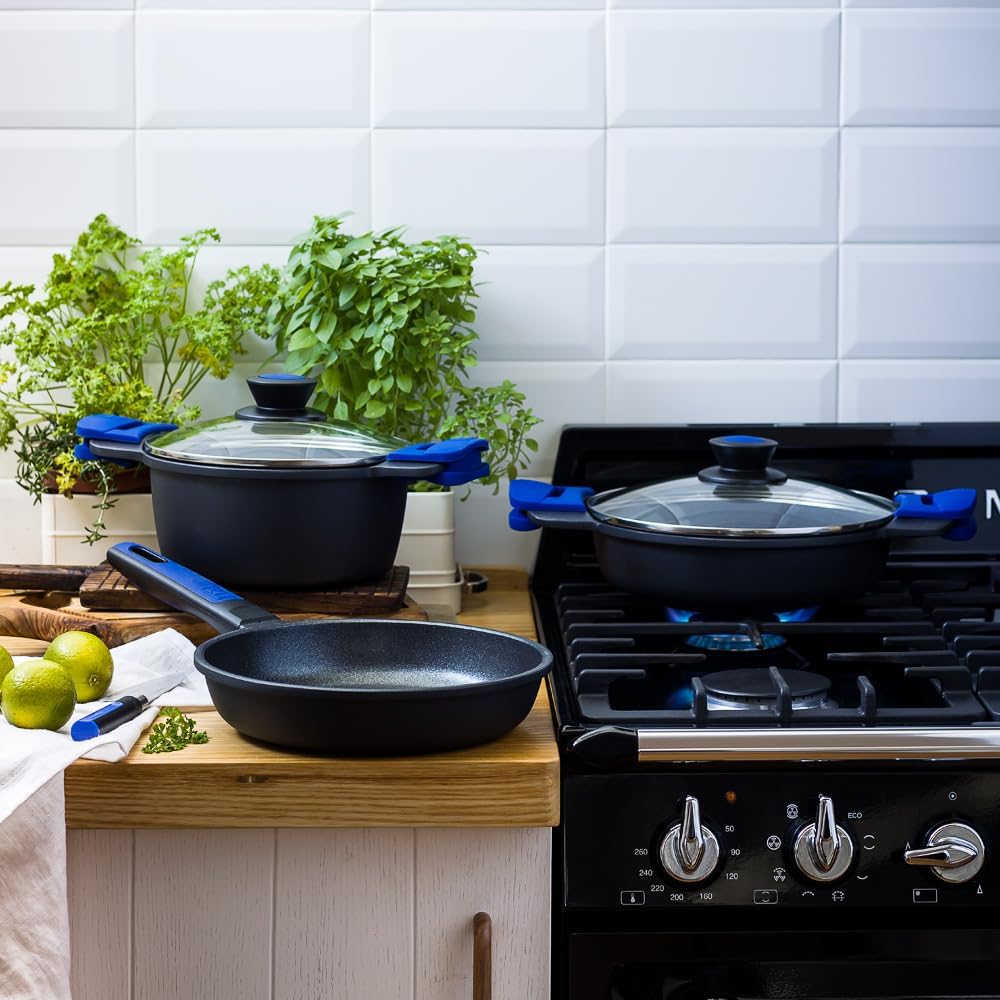 BRA Advanced – Frying Pan, Cast Aluminium with Non-Stick PFOA-free chemours Super Reinforced, Teflon Profile superior performance and High Resistance, Suitable for Induction modern 18 cm Black