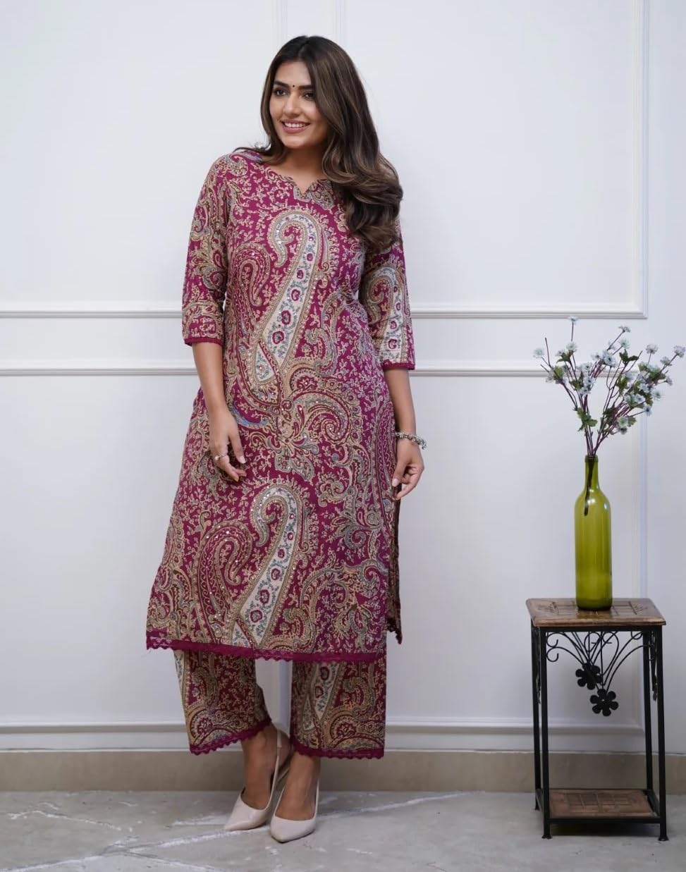 Nermosa Women Viscose Printed Straight Kurta Pant Set