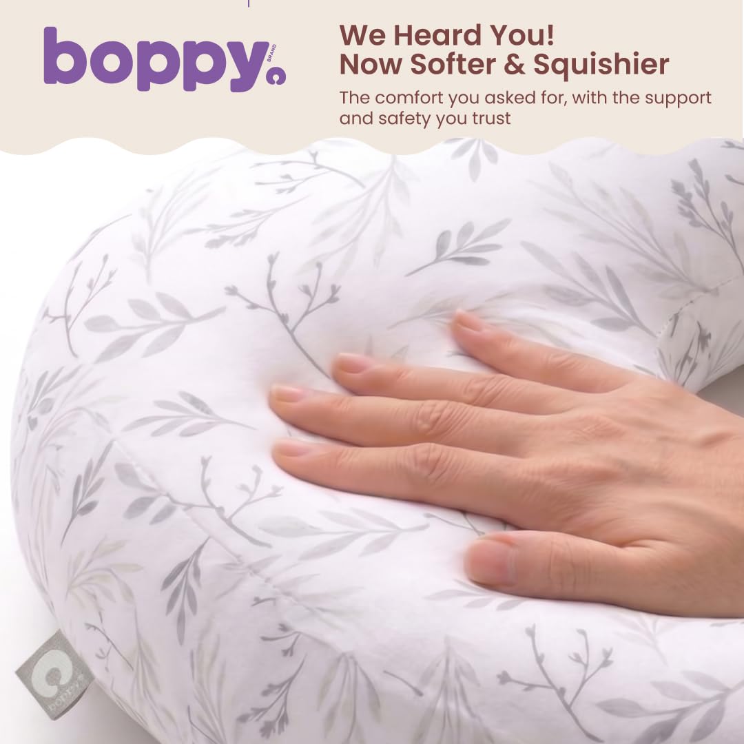 Boppy Nowa poduszka do karmienia - niebieski nakrapiany prąd - większa, mocniejsza, bardziej wspierająca poduszka do karmienia piersią i karmienia butelką - mocniejsze wypełnienie, wyższe podnoszenie,