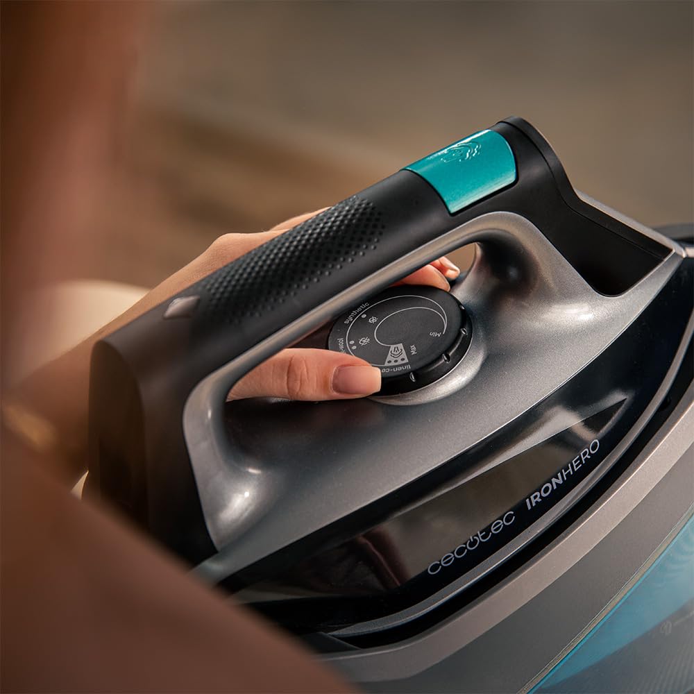 Cecotec Centrum Prasowania Poziomego IronHero H-2800 Station. 2800W, Para 135g/m, uderzenie 360g/m, płyta ceramiczna, antykorozyjna, automatyczne wyłączanie, precyzja, regulacja temperatury
