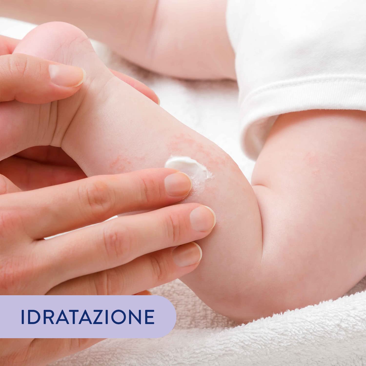 Babycoccole BABY GEL MASSAGGIO con Olio di Mandorla per Neonati e bambini. Idratante e Rilassante. Dermatologicamente Testato, Per Pelli delicate. Ingredienti Puri, Naturali di Origine Vegetale - 75ml