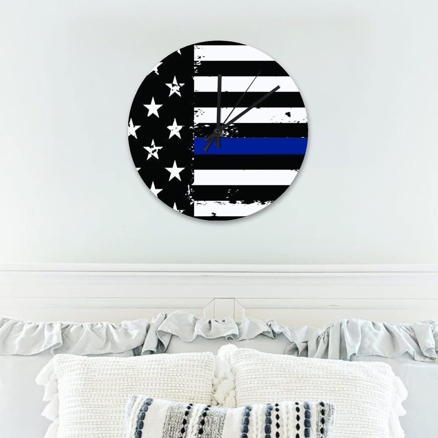 Retro Vintage Thin Blue Line Black American Flag Wall Clocks 15 Inch, Law Enforcement and Police Officers Rustic Wooden Art Hanging Clock Quartz Analog Quiet Round Clock for Farmhouse Home Decoration