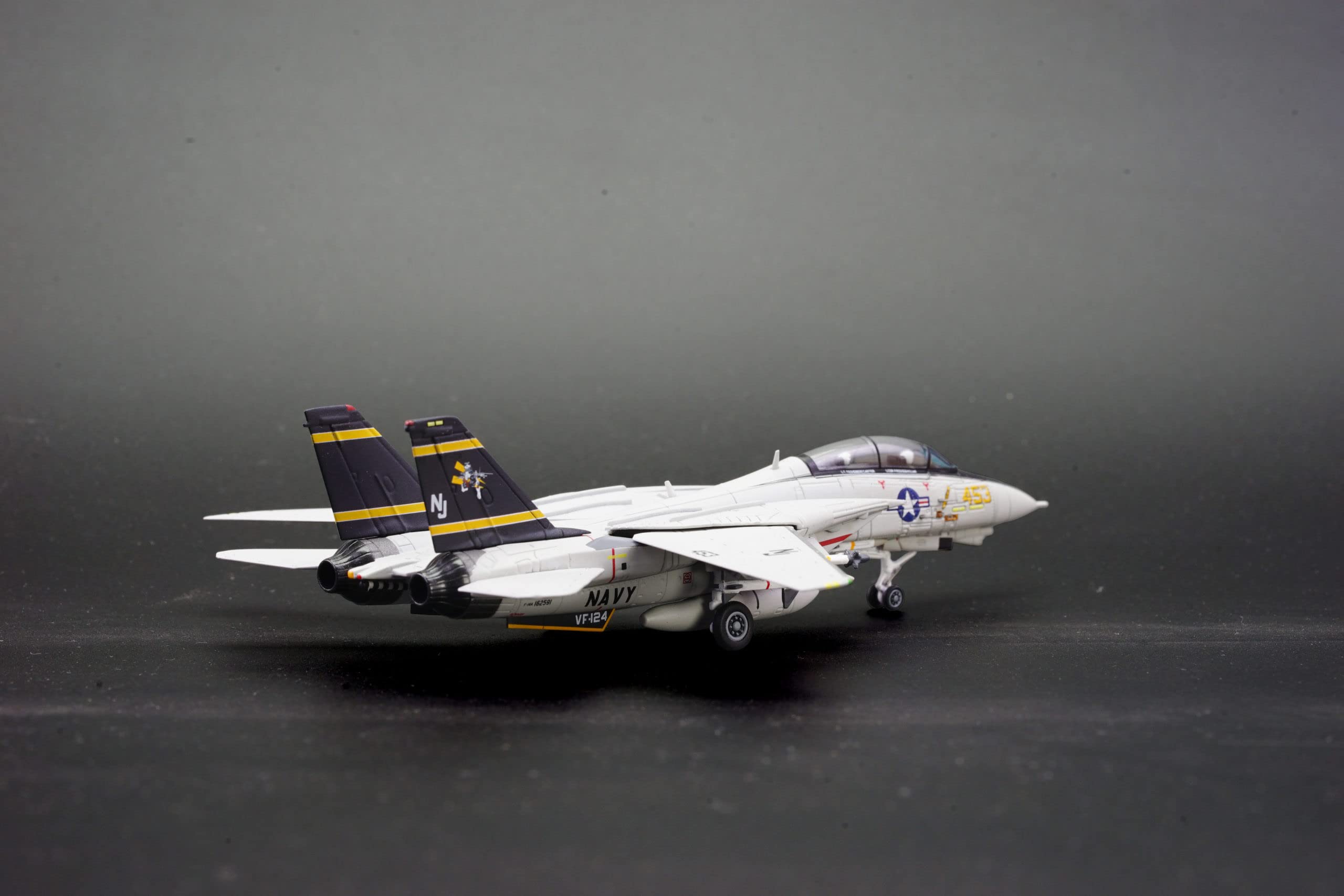 Amazon | 【Aviation Fighters】F-14A トムキャット ♯453 アメリカ