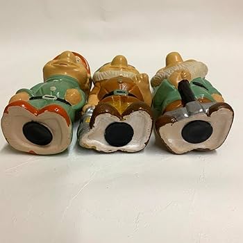 白雪姫　７人の小人　置物　貯金箱　陶器 Amazon.co.jp: 白雪姫 7人の小人 置物 貯金箱 陶器 : ホビー