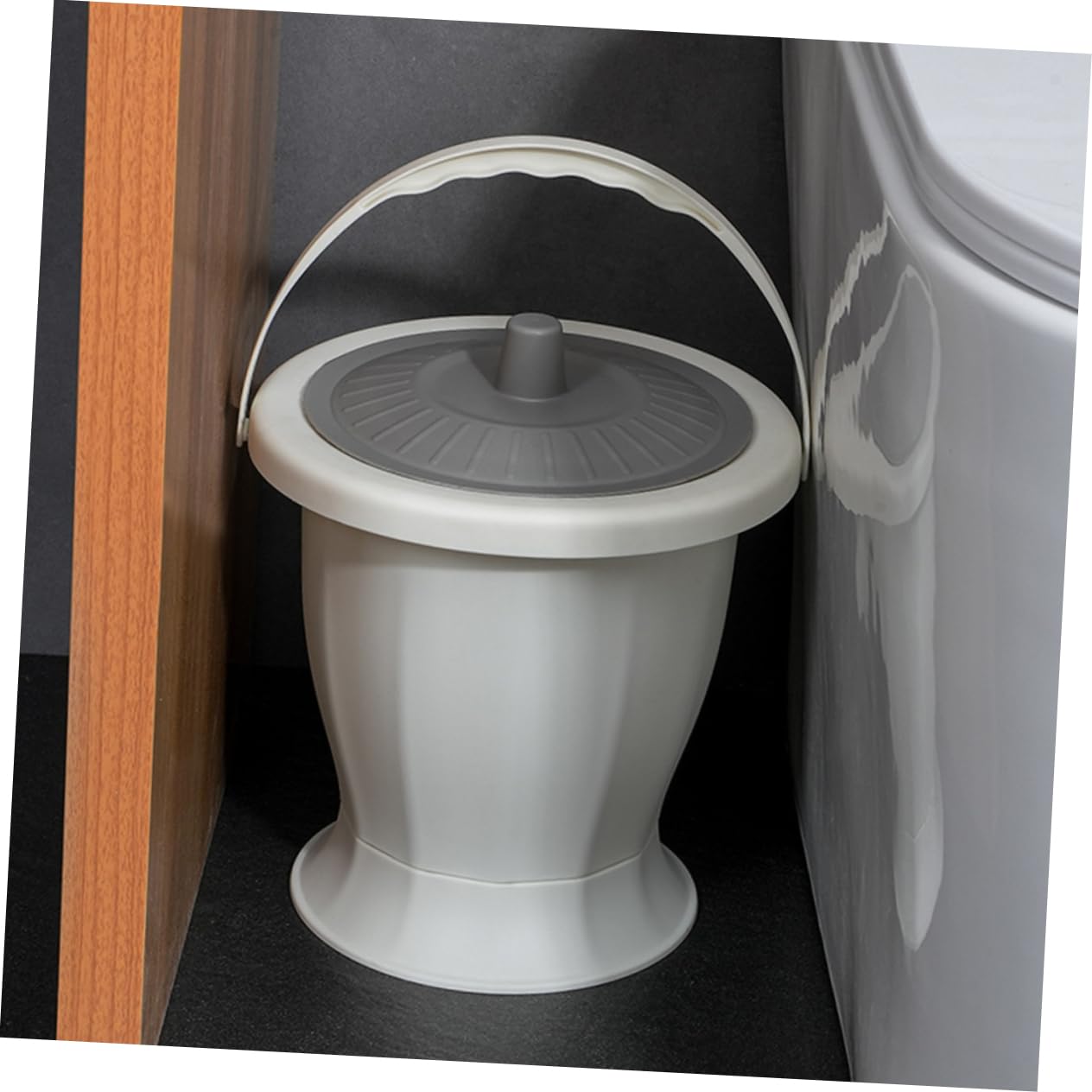 KOMBIUDA Portable Adult Toilet Spittoon Lid Potty Training Toilet for Women Travel Urinal Bucket for Elderly