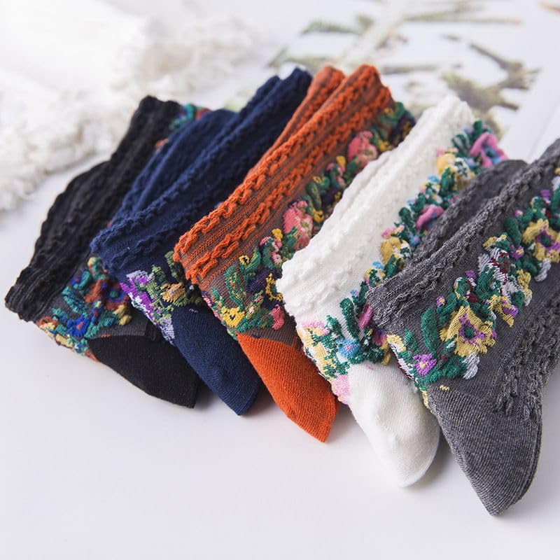 Vintage Embroidered Floral Socks, 4 Pairs Frilly Floral Combed Cotton Crew Socks, Warm Personality for Autumn and Winter2