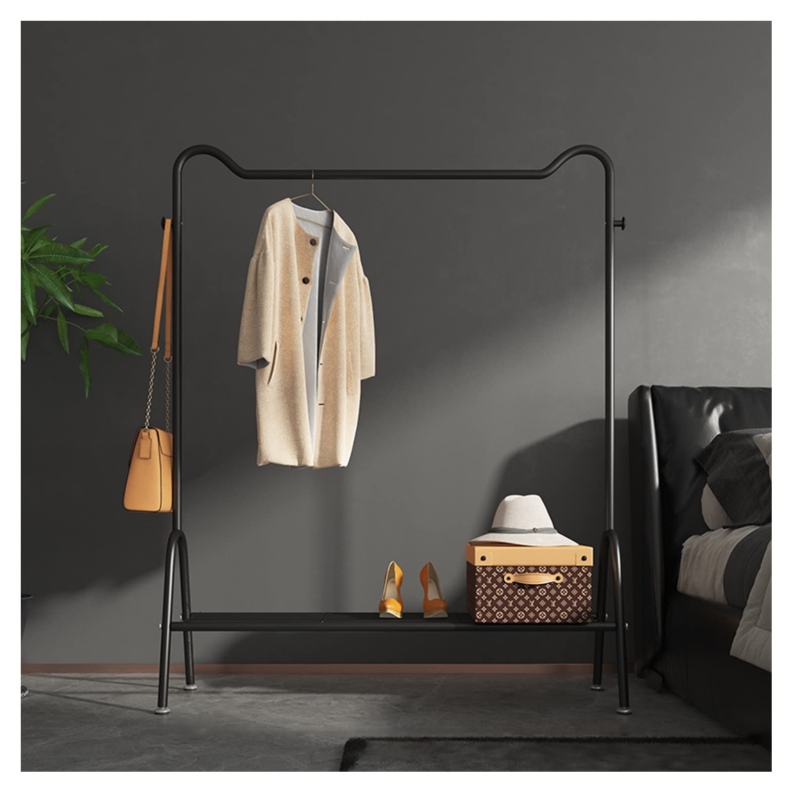 Porte-vêtements en métal noir de 125cm idéal pour organiser l'entrée de la maison