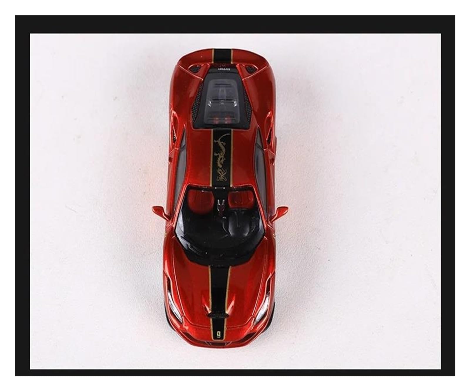 Amazon | 絶妙なカーモデル 1:64 フェラーリ F8 トリブート合金