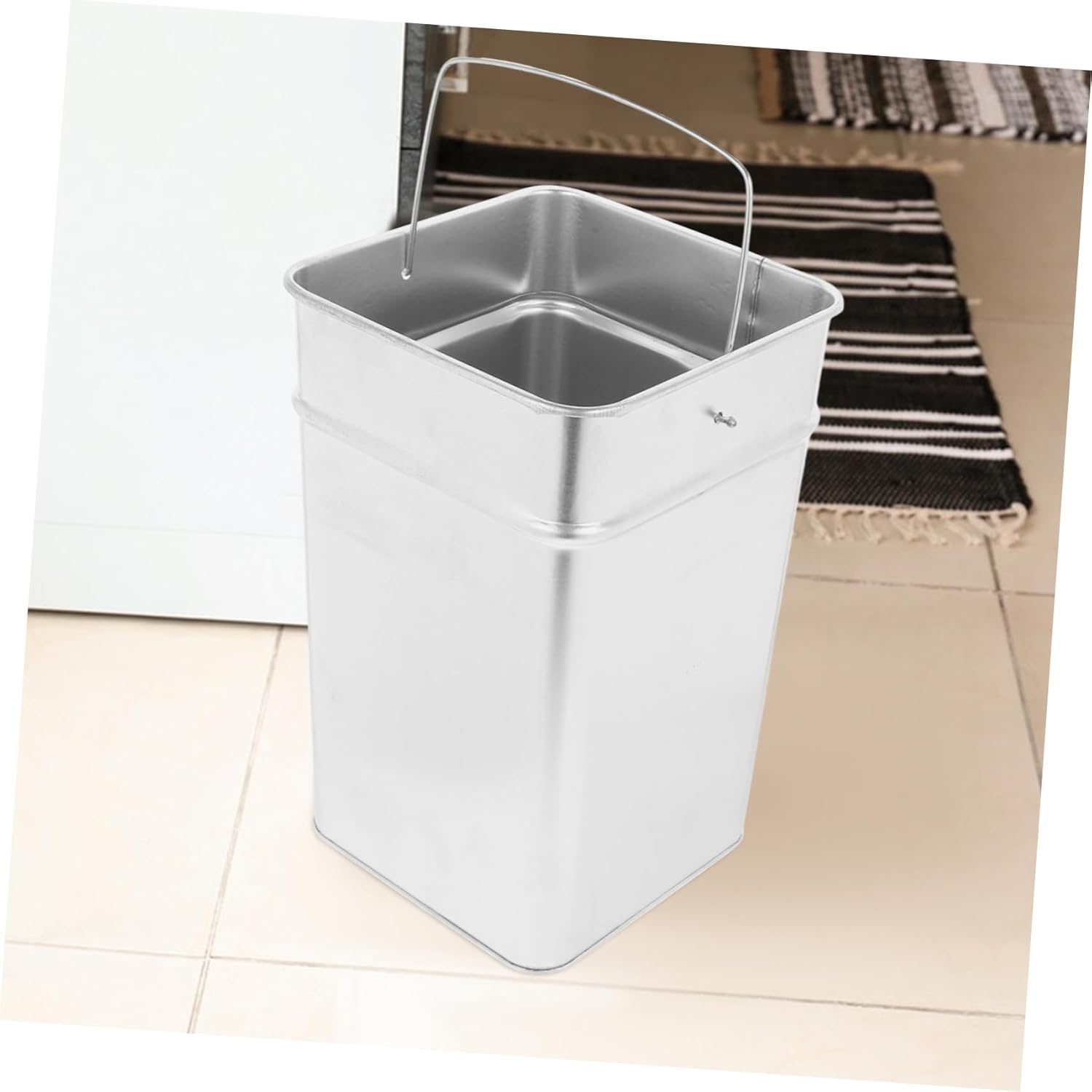 Outdoor Trash Can Resistant Metal Garbage Storage Bucket with Handle Multipurpose Use for Gardening Storage and Waste Disposal