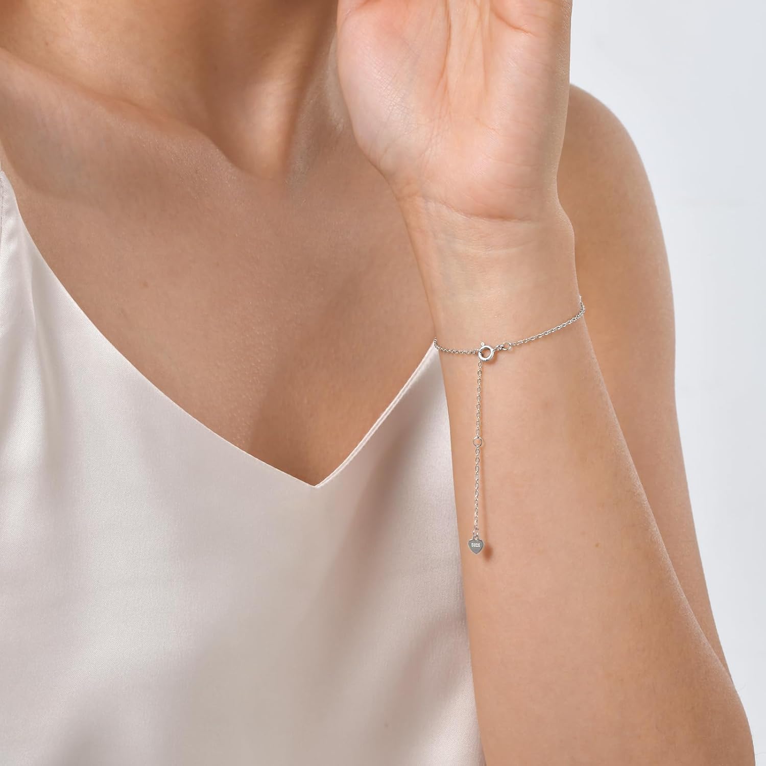 Mama Bracelet for Women 925 Sterling Silver 18K Gold Plated Mom Bracelet for Women with Simple Dainty Mama Initial Bracelets for New Mom Trendy Mother Birthday Christams Day Jewelry Gift from Daughter Husband - Image 6