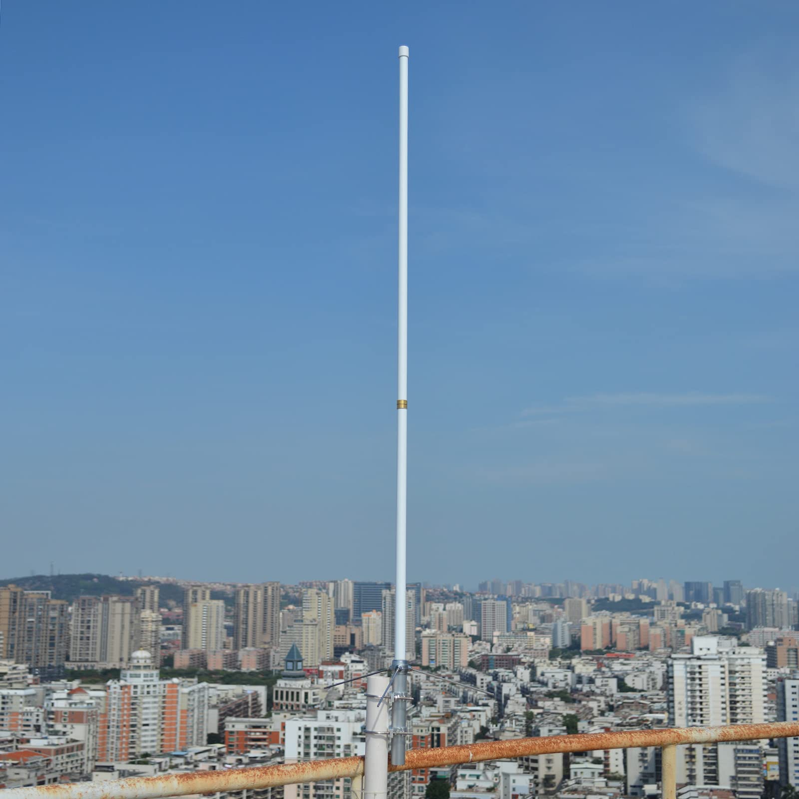 TWAYRDIO Antena de base vertical de fibra de vidrio de doble banda de 144/430 MHz, 2 metros/70 cm, base móvil de 67 pulgadas, 4.5/7.2dBi con conector SO-239 para repetidor transceptor de radio móvil