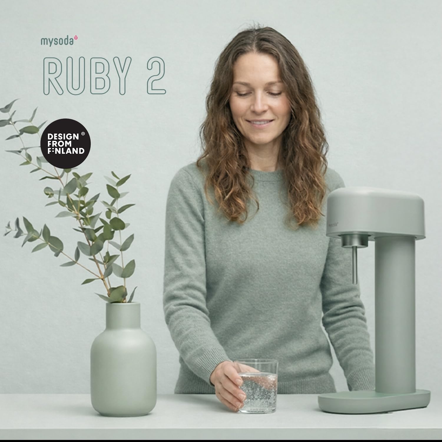 Mysoda: Stilvoller Ruby 2 Wassersprudler aus robustem Aluminium (ohne CO2-Zylinder) mit hochwertiger 1-Liter-Wasserflasche in Premiumdesign - Salbeigrün (Pigeon)