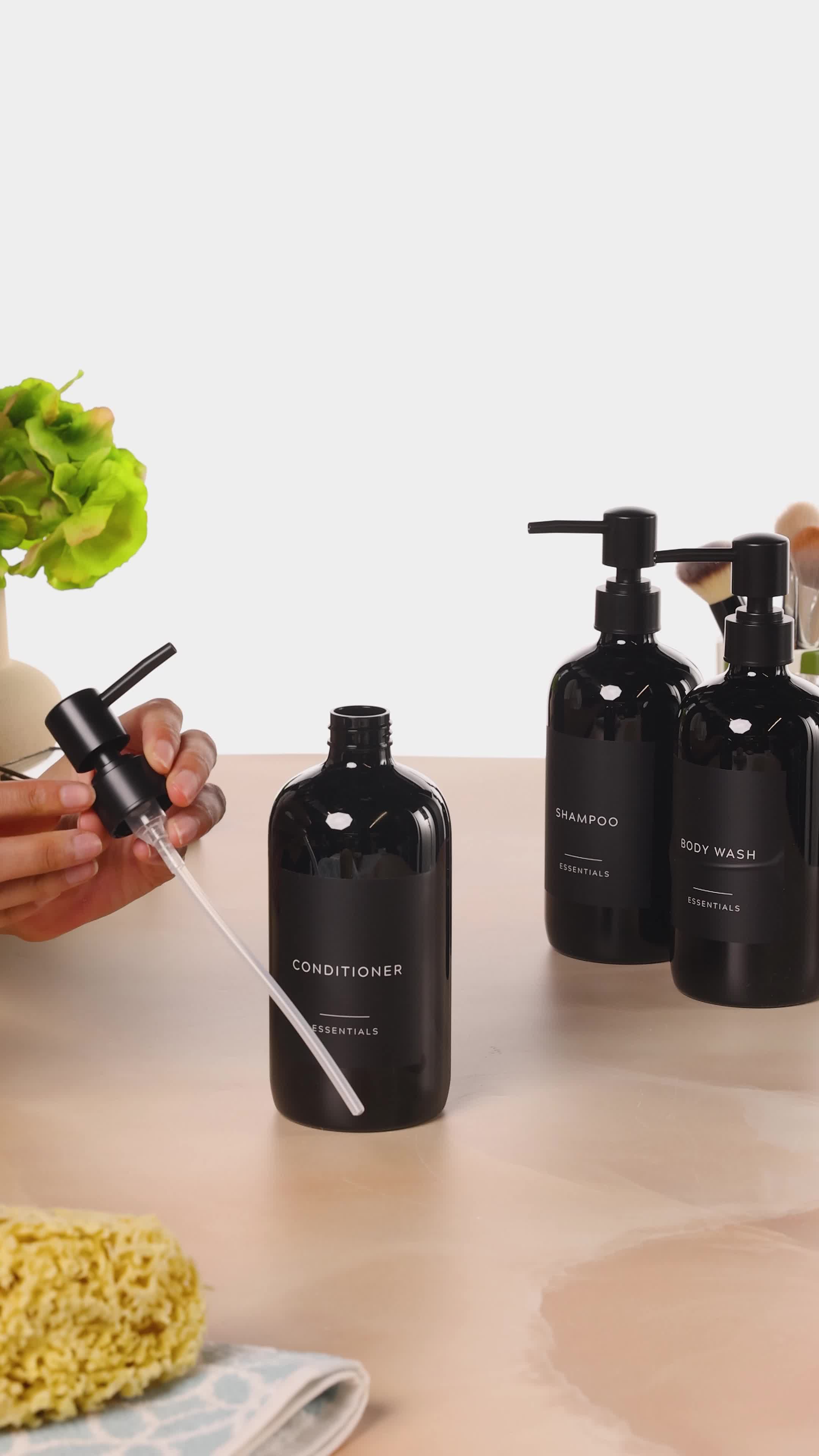 3 pezzi Bottiglie dosatrici ricaricabili da 16oz per shampoo e balsamo - Set di 3 - Dispenser pump per shampoo, balsamo, doccia - Contenori di plastica vuoti e ricaricabili per la doccia