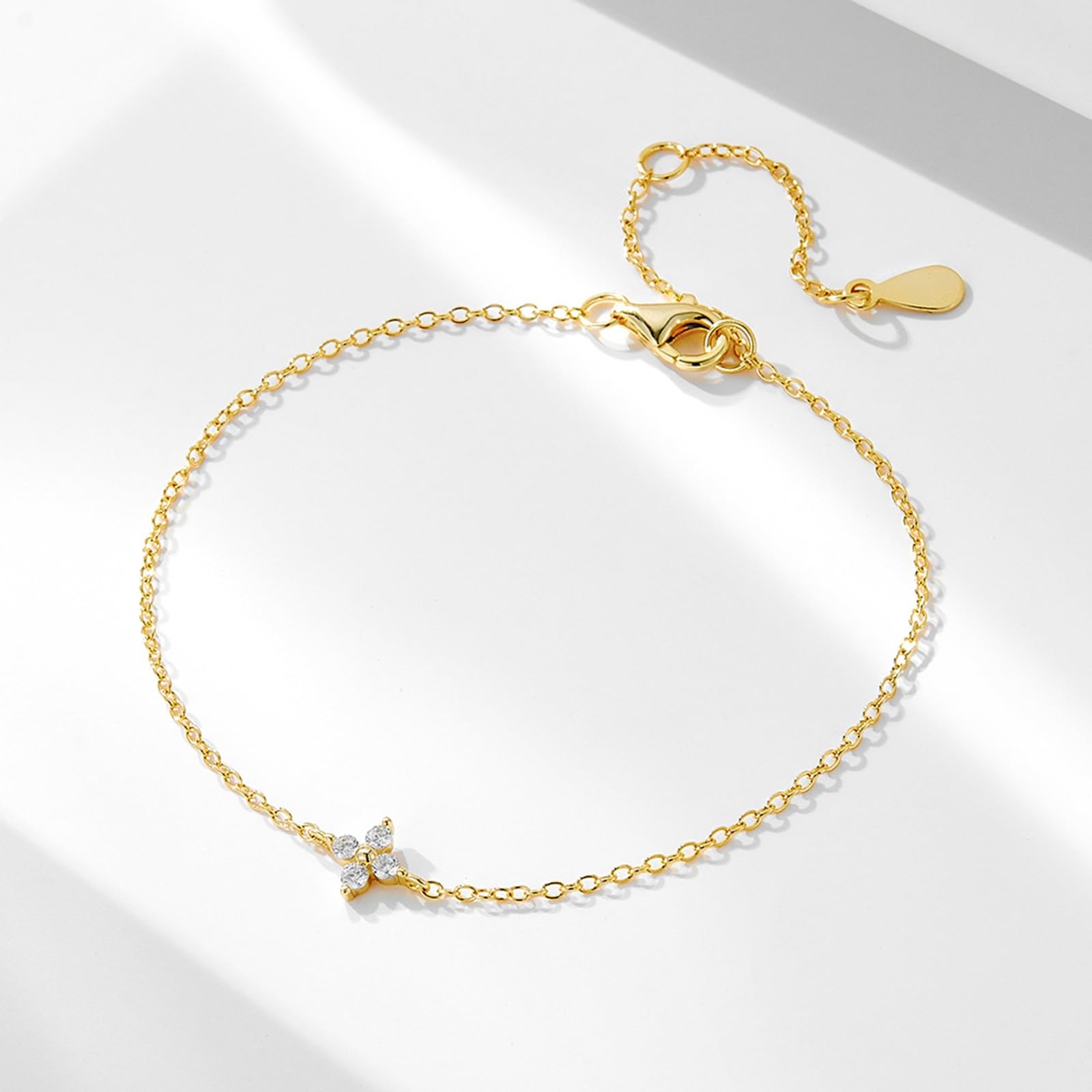 Vierblättriges Kleeblatt Armreif für Damen mit Diamant, 14K Gold Armband für Sie, 9K/14K/18K Gelbgold