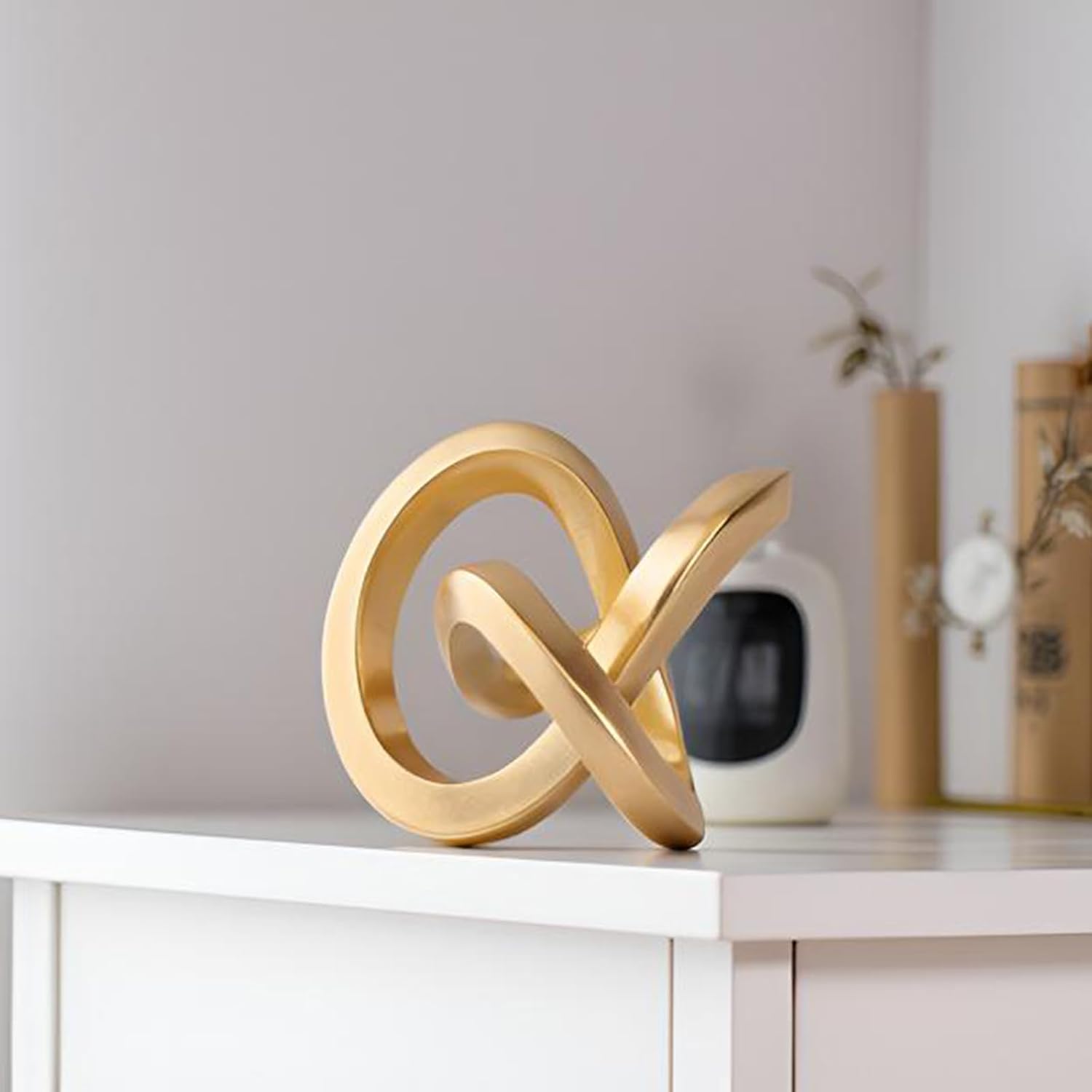 Gold Knot Decor for Coffee Table Book,Chain Link Decor for Bookshelf Entry Table TV Stand,Knot Sculpture for Home Living Room,Accent Decoracions para sala,adornos para sala Modernos