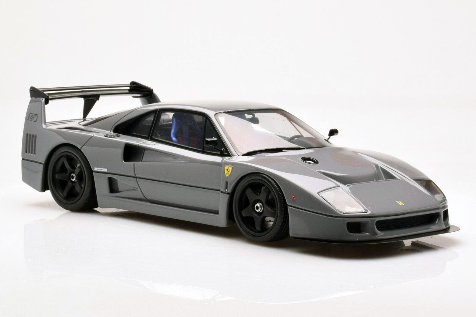Bow Bow エリート1/18　フェラーリF40　コンペテツィオーネ Bow Bow様専用 エリート1/18 フェラーリF40 コンペテツィオーネ