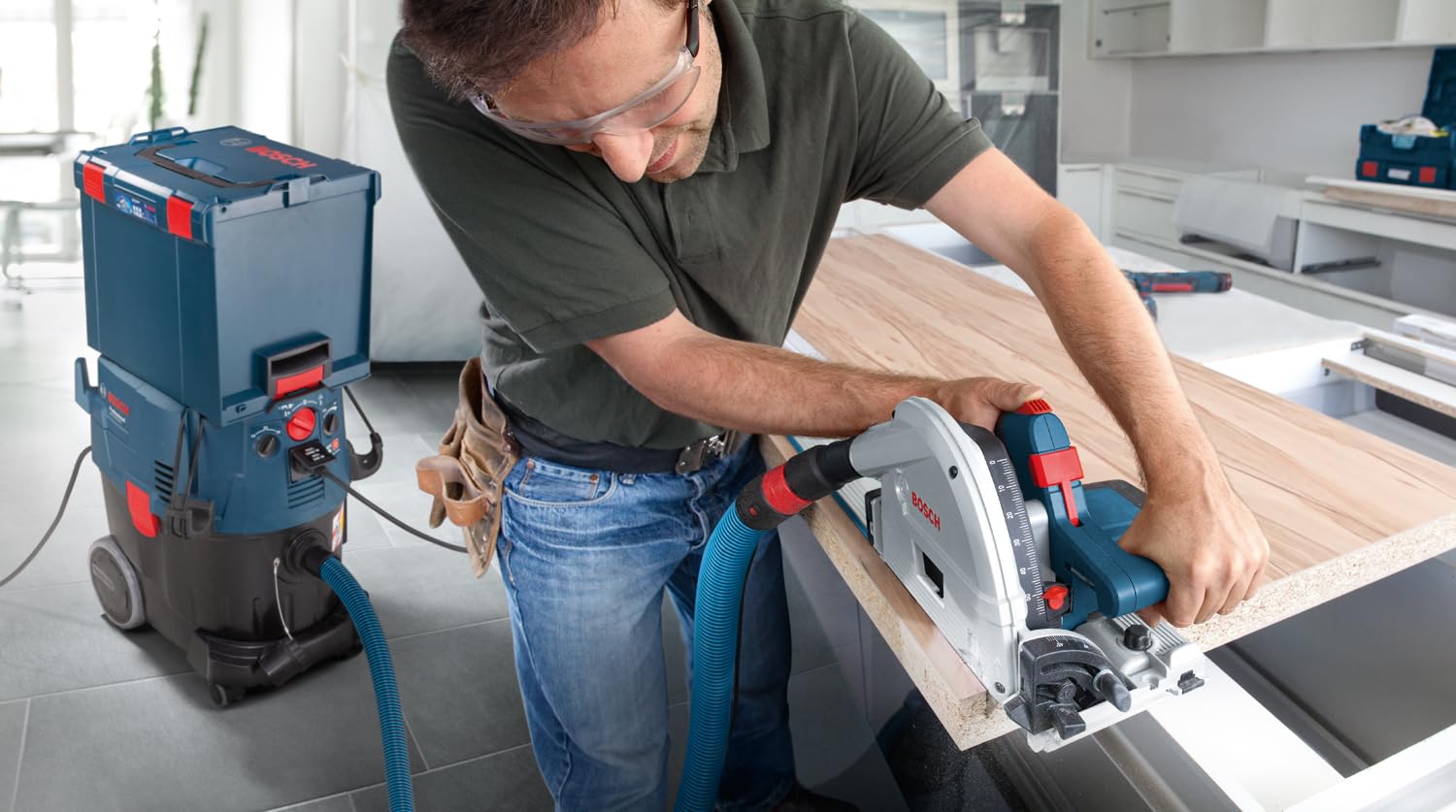 Bosch Professional Nass-/Trockensauger GAS 35 M AFC (Leistung 1200 Watt, 35 L Behälter, 5 m Schlauch)