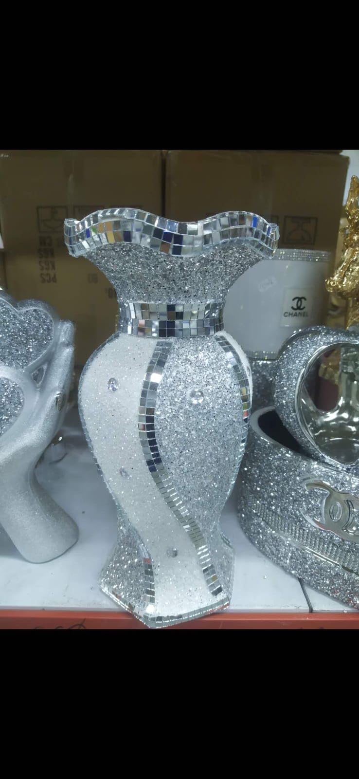 Biznest White/Silver 30Cm Mirrored Vase Crushed Sparkle Ornament Bling Crushed Diamond Gift Mirrored Crushed Diamond Display Gifts Presents For All Occasions
