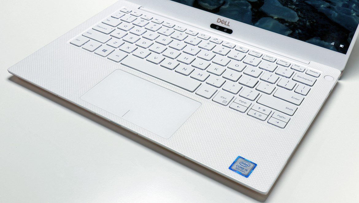 Windowsノート本体 DELL XPS 13 9370 i7-8550U 16GB SSD 512GB Amazon.com: Dell XPS 13 9370 - UHD Infinity Edge - 8th Gen Intel
