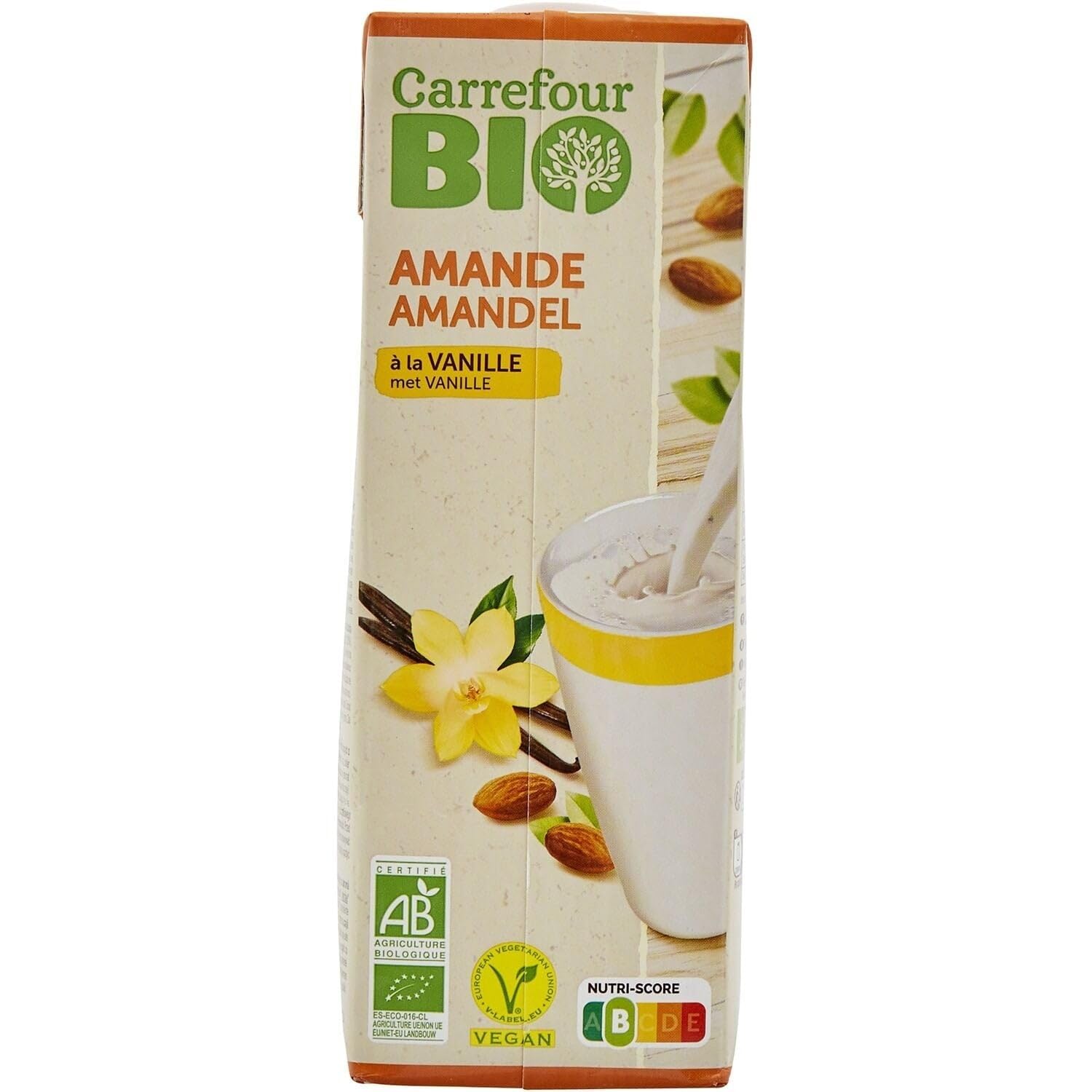 Savourez une boisson végétale onctueuse au bon goût d'amande vanille avec CARREFOUR BIO, format 1L pratique et certifié vegan - Lot de 4