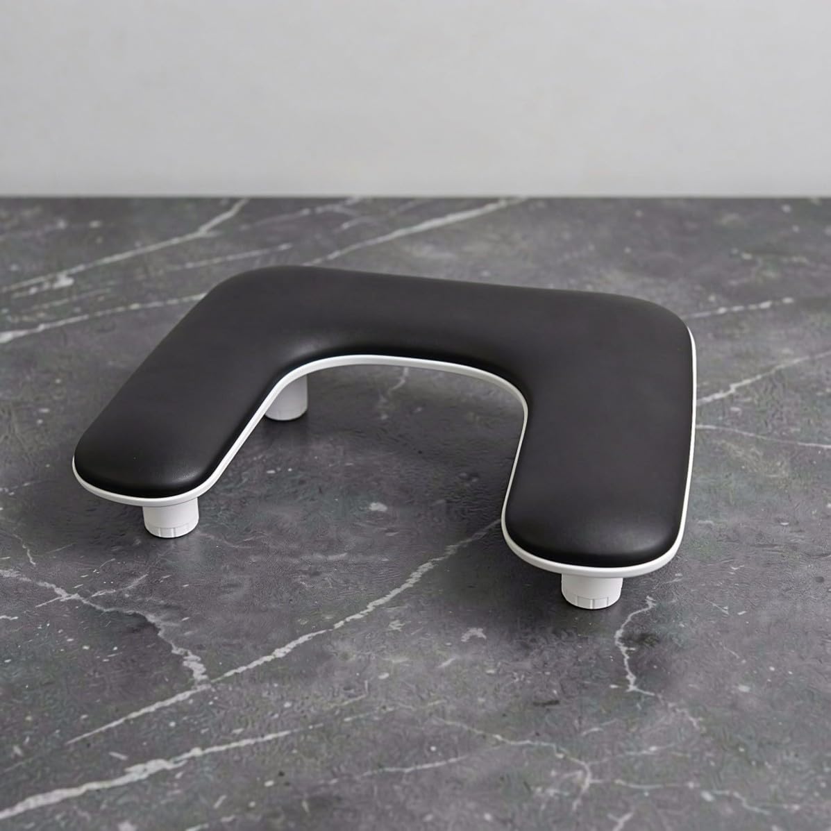 Black U Shaped Nail Arm Rest with Adjustable Legs