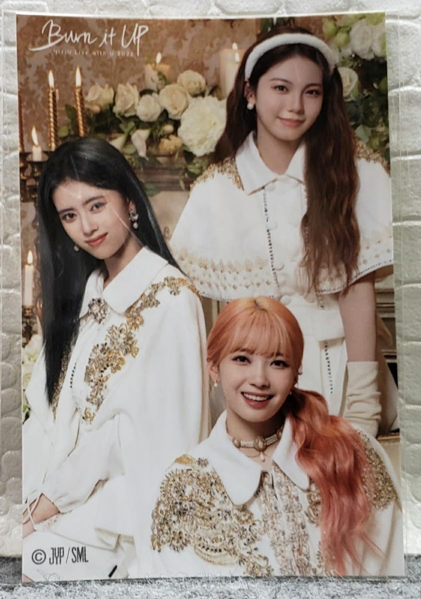 Amazon | R/NiziU Burn it UP オンラインくじ E賞 オリジナル