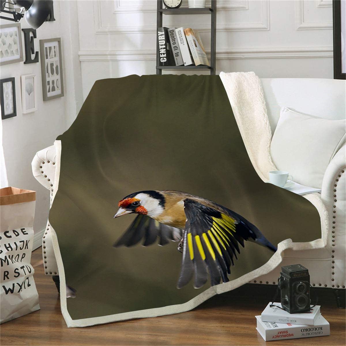 Couverture en polaire douce pour soirées cocooning sur le canapé