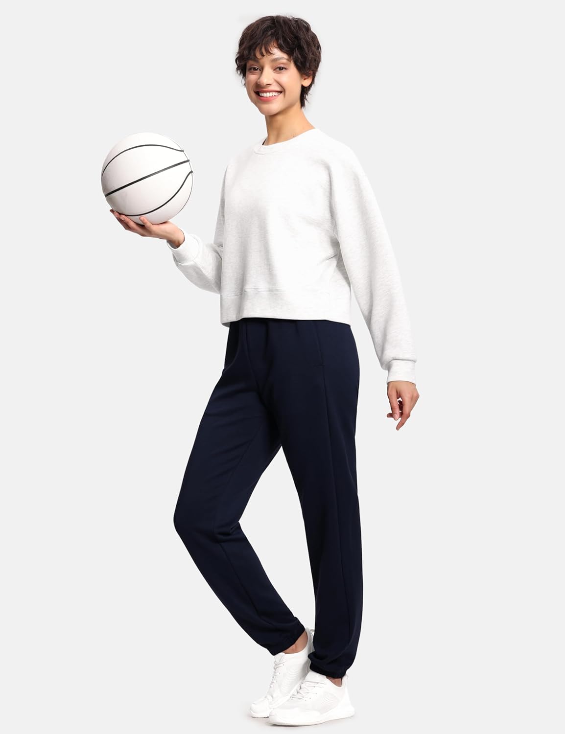 THE GYM PEOPLE Women's Crewneck Cropped Pullover Sweatshirt Cute Basic Long Sleeves Workout Tops - Image 4