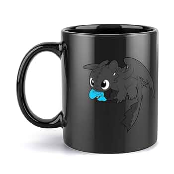 ドラゴン模様の陶器カップ ドラゴン模様の陶器カップ