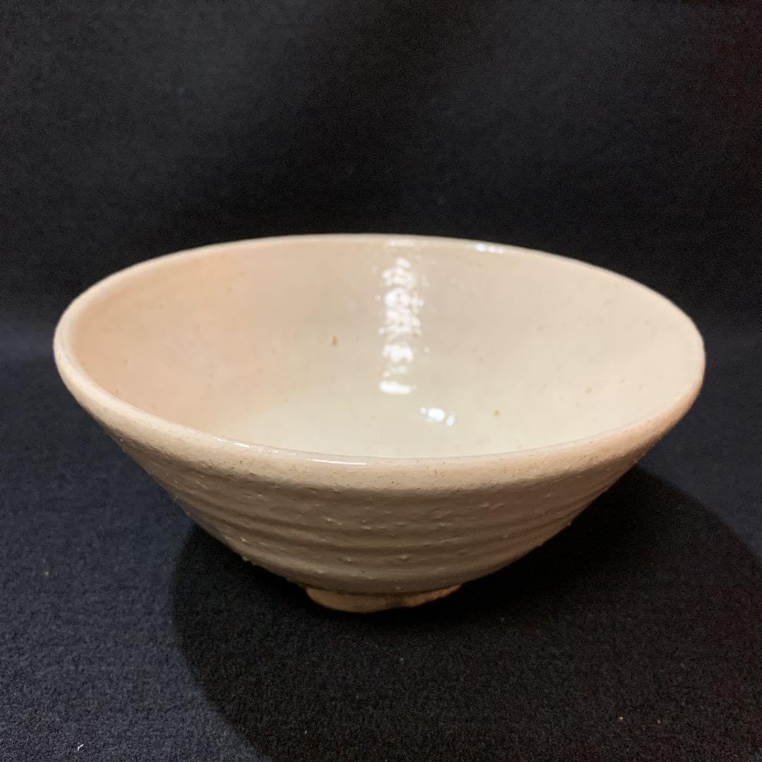 Amazon.co.jp: 粉引 茶碗 喜多村作太郎 : Home & Kitchen