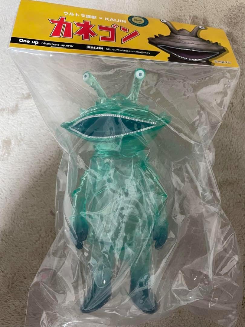 oneup. ウルトラ怪獣 × kaijin カネゴン グリーングラス 周年祭 KAIJIN