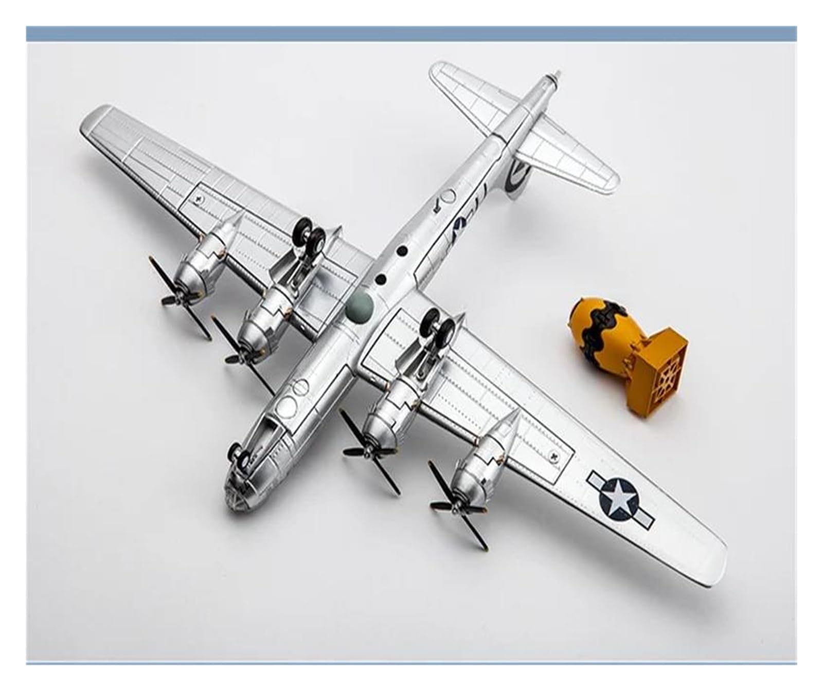希少！FLYING FORTRESS 目覚まし時計　B-29爆撃機 希少！FLYING FORTRESS 目覚まし時計 B-29爆撃機
