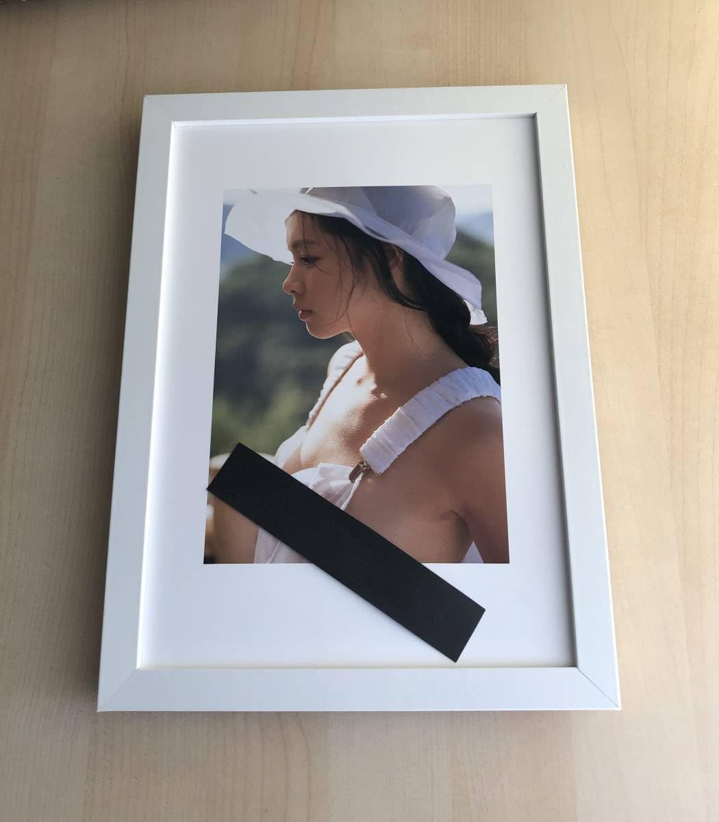 Amazon | kj 額装品 ビビアンスー セクシー グラビア B5サイズ額