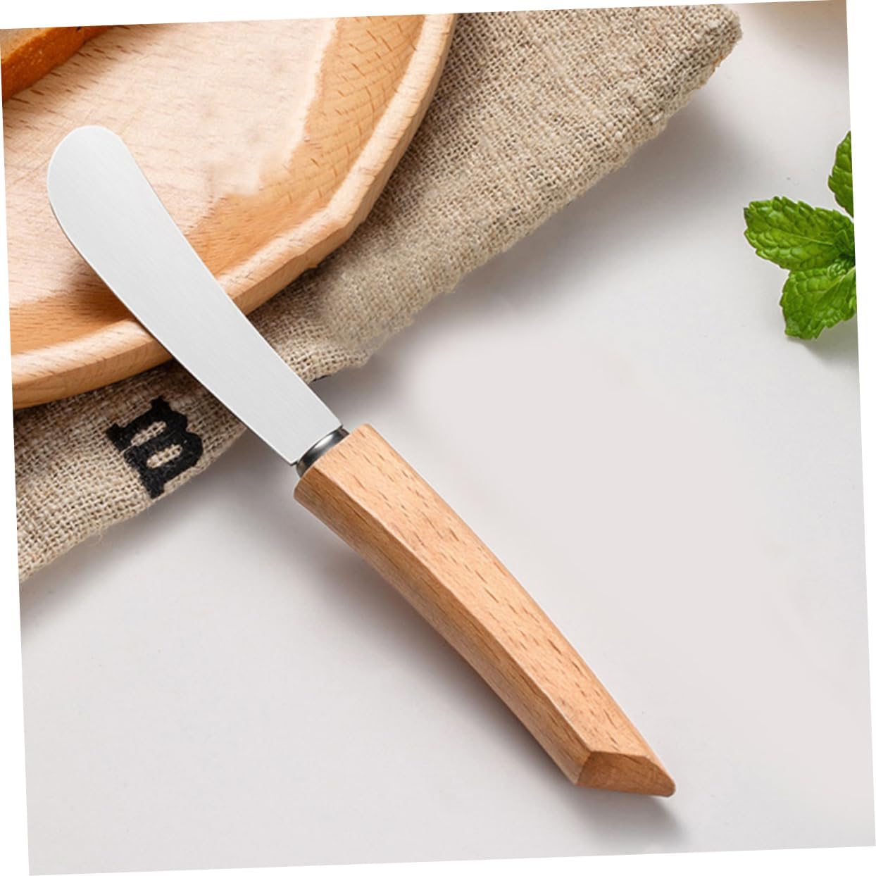Long-handled Stainless Steel Butter and Jam Spreader Knife Multi-function Cream and Condiment Scraper for Home Restaurant and Hotel Use Compact and Easy to Clean