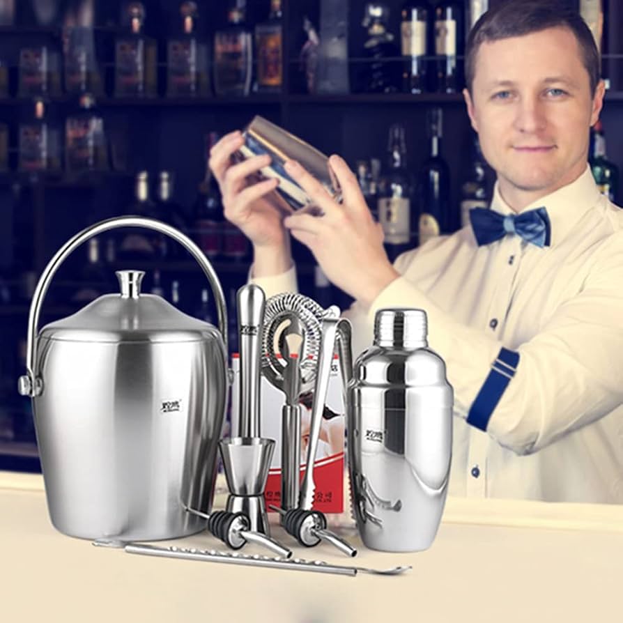 Amazon｜カクテル作りセット、550Mlシェーカーを含む10ピース