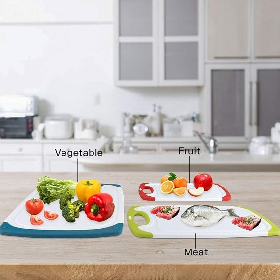 ROTTOGOON Plastic Chopping Board Set with Juice Groove for Kitchens | 3PCS BPA Free Plastic Cutting Boards, Dishwasher Safe, Non-Slip Feet, Easy Grip Handle