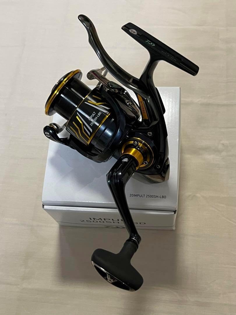 ☆小林舞香氏作品☆ 月と雨 小林 舞香 のアート作品 | 現代アートの