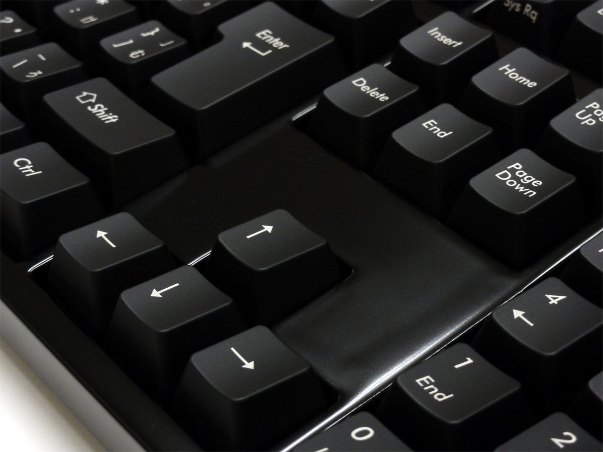 Amazon | FILCO Majestouch ＋ フルサイズ 静音赤軸 漆黒七分艶 日本語