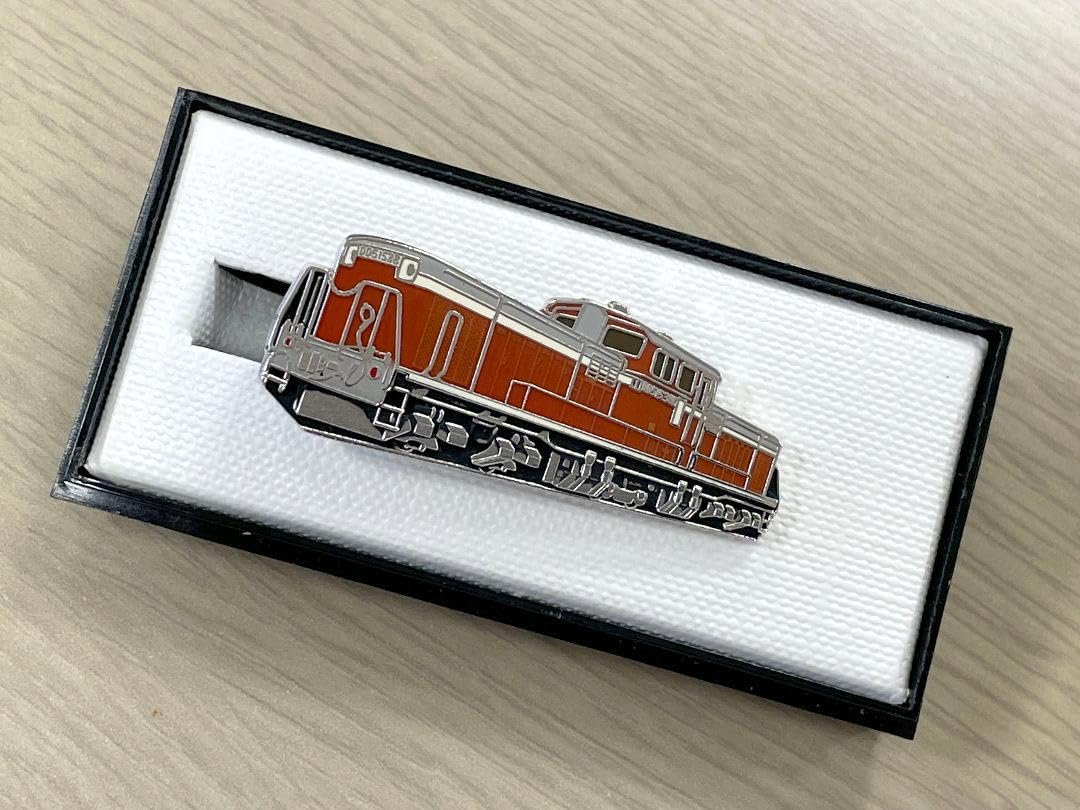 Amazon.co.jp: DD51 ディーゼル機関車 ネクタイピン : ファッション