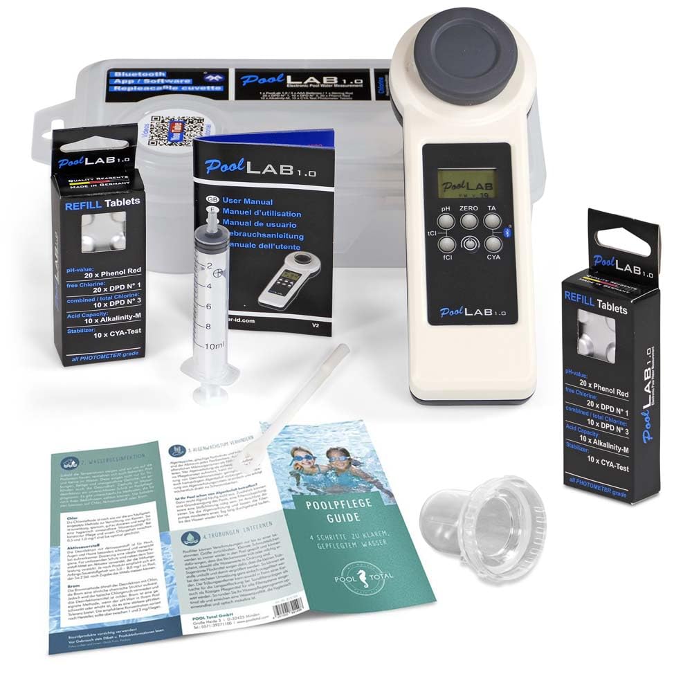 PoolLab 1.0 Photometer Premium Edition - 13 in 1 Pooltester mit Bluetooth 4.0 - IP68 wasserfest - pH Chlor Alkalinität Cyanursäure - inkl. Refill-Pack & Ersatz-Küvette