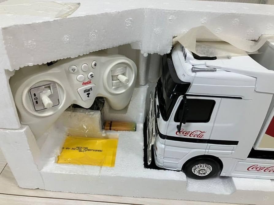 Coca-Cola 1/24 RCトレーラー Mercedes-Benz Rare Coca-Cola RC Mercedes-Benz Trailer 1/24 Scale Retro