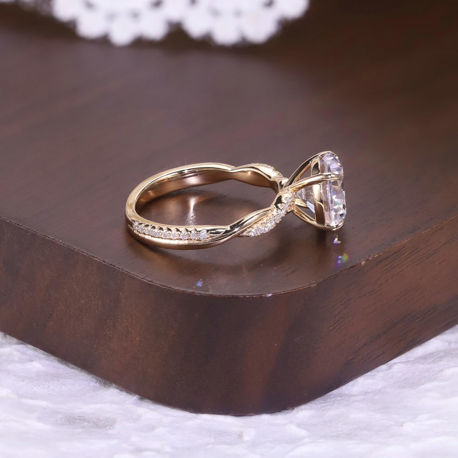 Pierścionek damski z okrągłym moissanitem, z okrągłym moissanitem, żółte złoto 9K/14K/18K