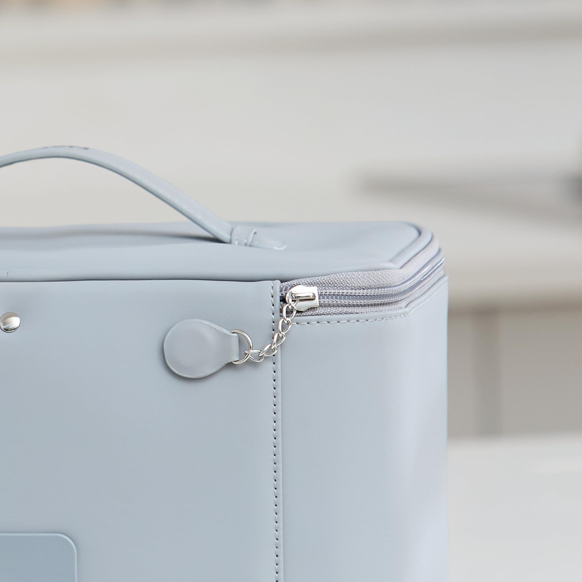 Nuby RapidSterilise sterilizzatore UV per biberon e accessori bebé, portatile ricaricabile elettrico – ciclo rapido 3 minuti, elimina il 99,9% dei germi – compatto per casa e viaggio, grigio