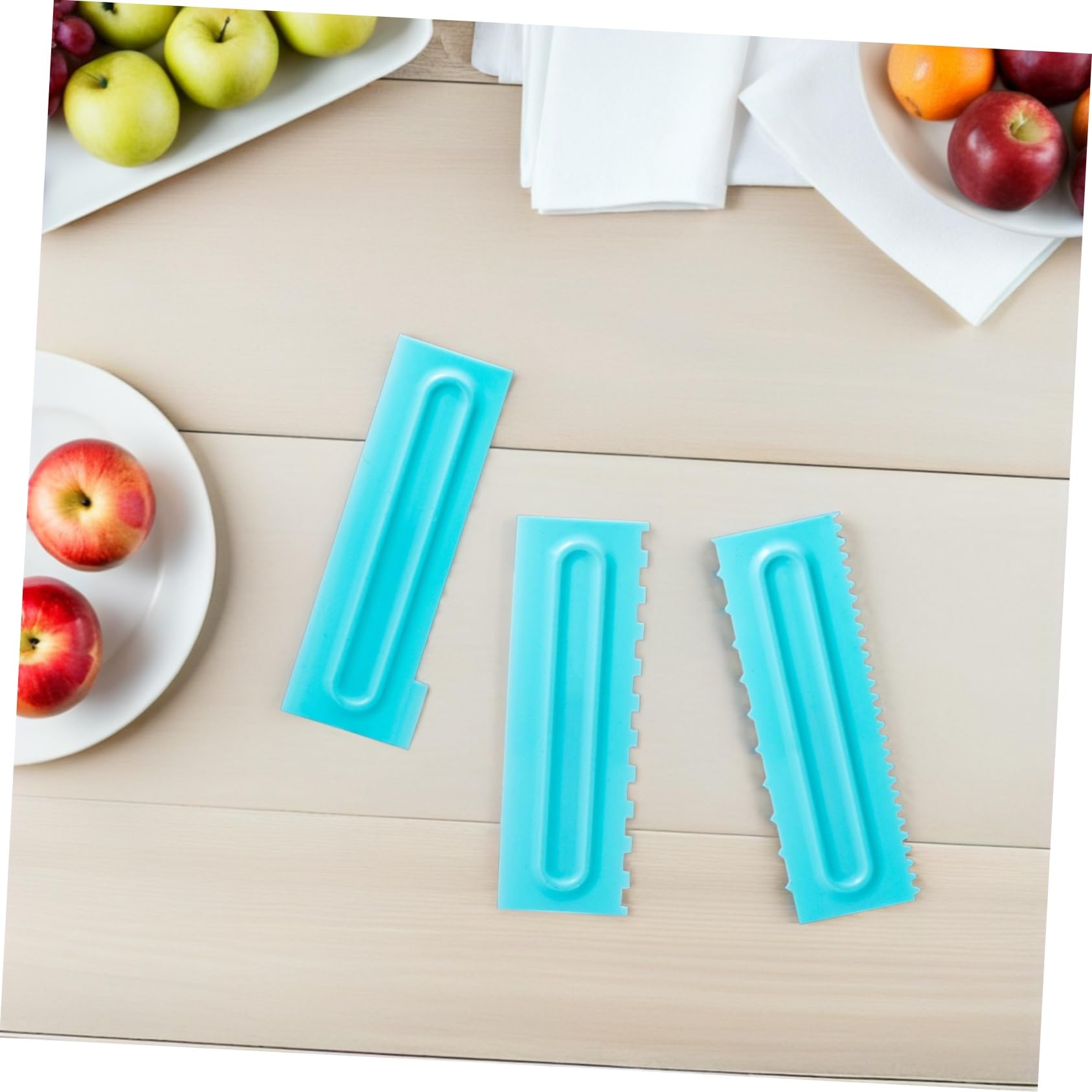 9 Stück Teiliges Cake Spreader aus Stabilem PP Vielseitiger Fondant Smoother für Kuchen Kitchen Cake Scraper Tool zum Glatten Kanten und Creme Glätten Beim Backen und Dekorieren