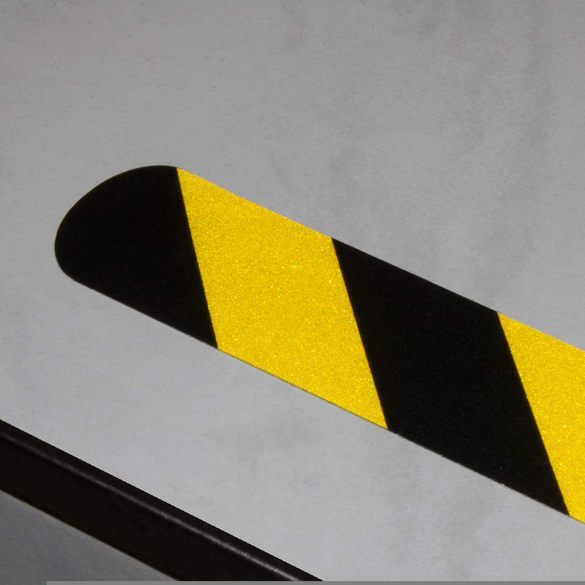 Anti-Rutsch-Streifen für Treppenstufen / 65 x 3 cm / 10 Stück/gelb reflektierend/selbstklebend