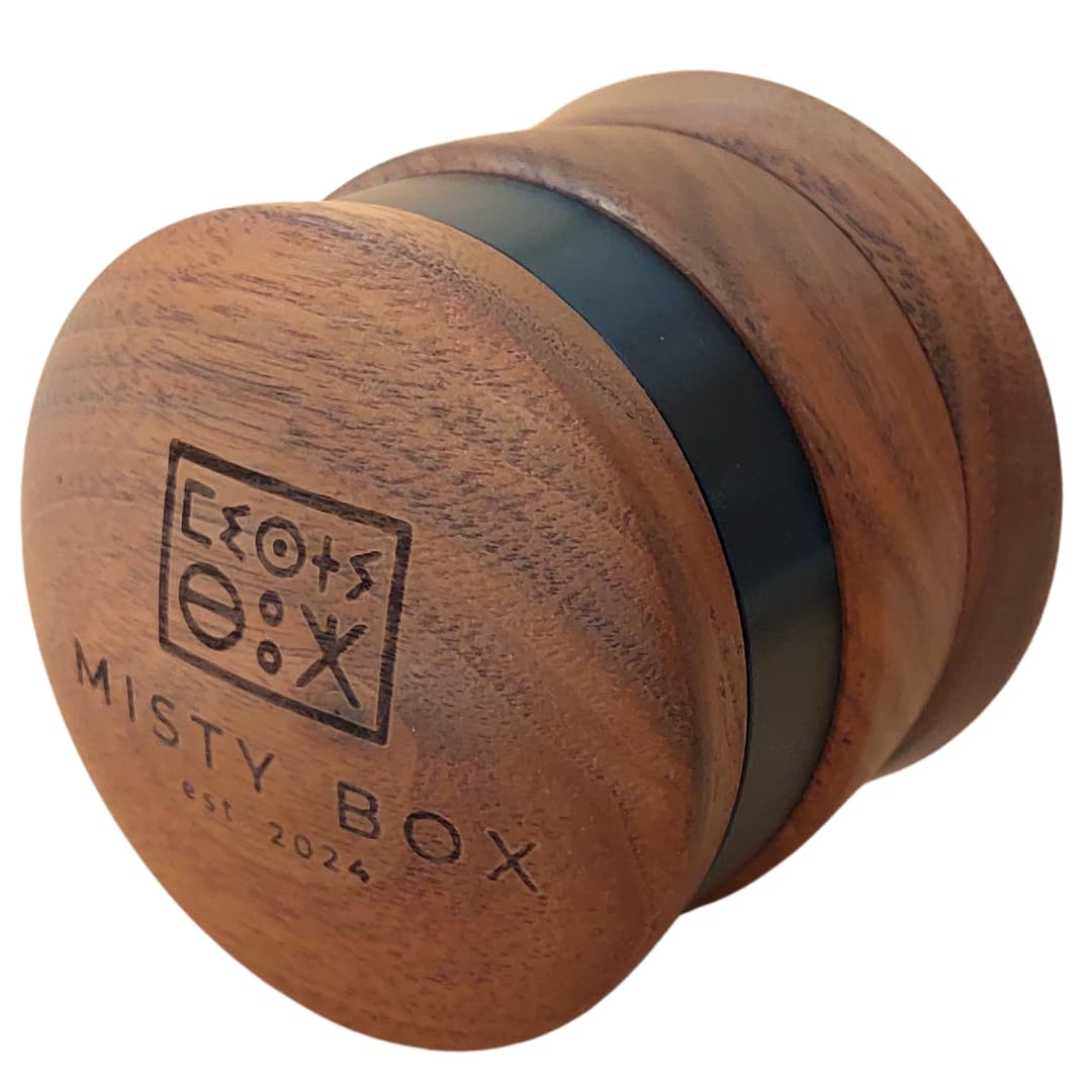Premium Grinder, 4-teiliger Crusher aus edlem Holz | robuster und langlebiger 67mm Holzgrinder | ideal als Geschenk