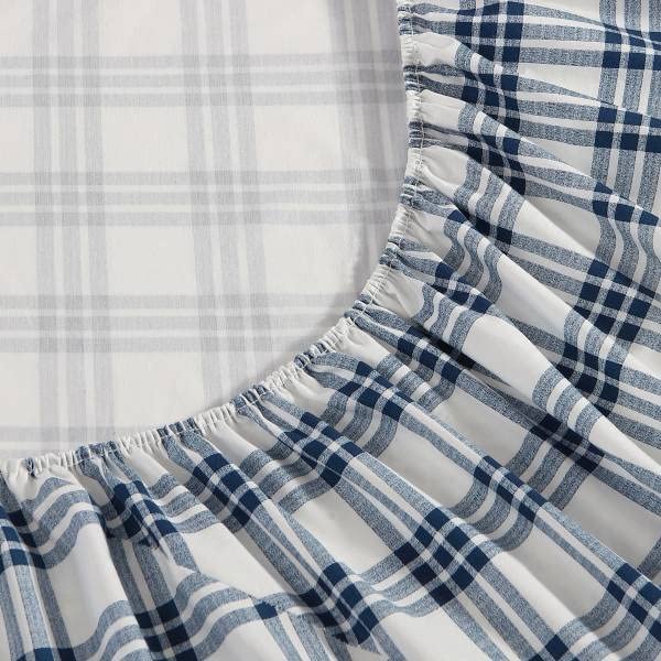 Image of Eddie Bauer - Queen Sheet Set with Fitted Sheet & Pillowcases, 100% Cotton Percale Bedding, Crisp & Cool, Deep Pocket, Basic Plaid Navy